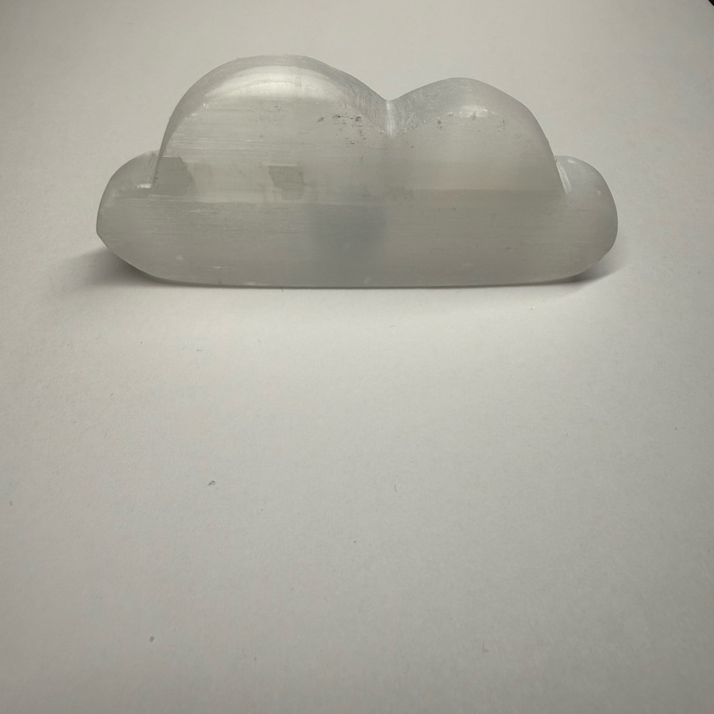 White Cloud-Shaped Decorative Stone